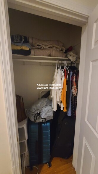 Building Photo - 66 Egmont St