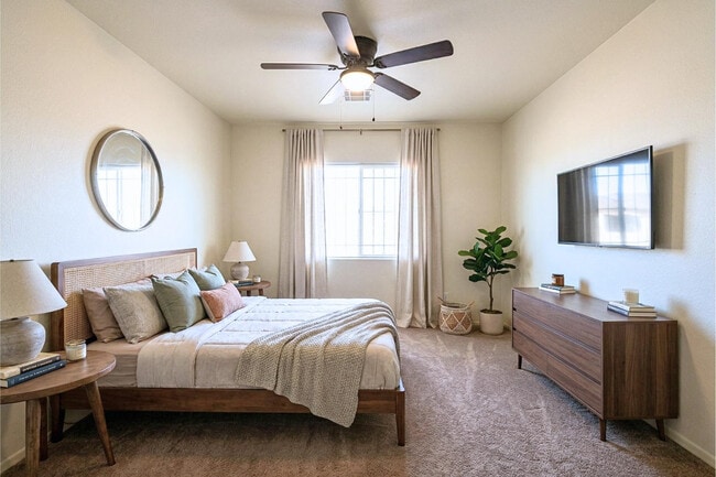 Building Photo - 8590 W Magnum Dr