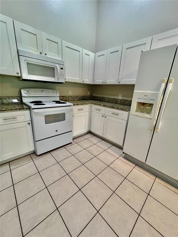 Building Photo - 37227 Grassy Hill Ln