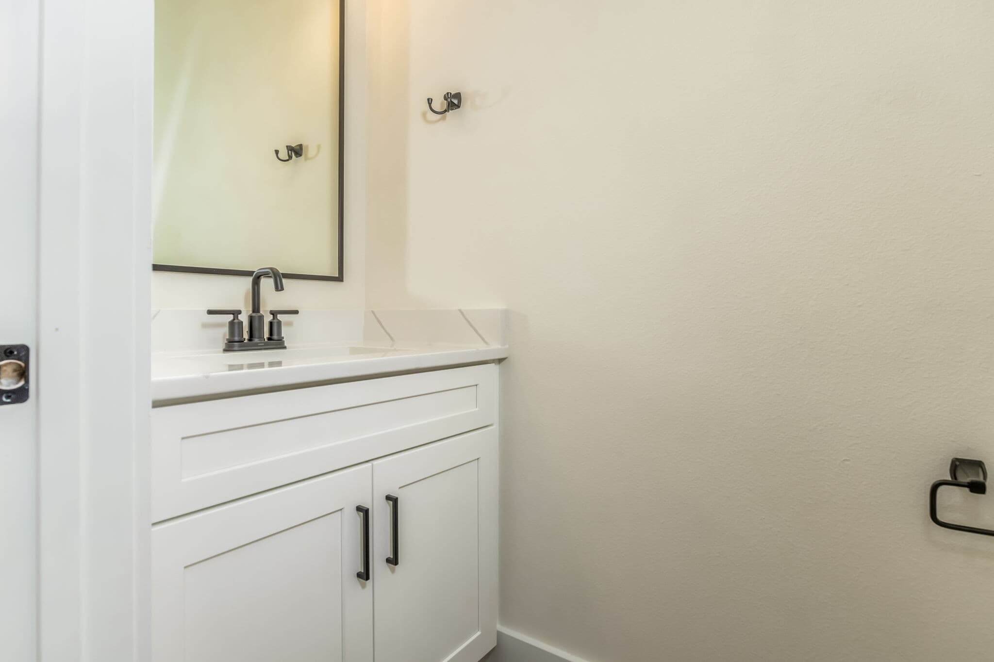 Building Photo - 520 N De Villiers St