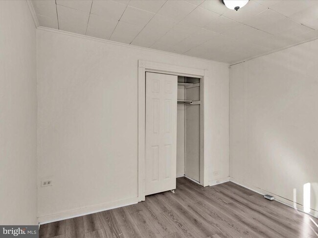 Building Photo - 448 Penn Ave