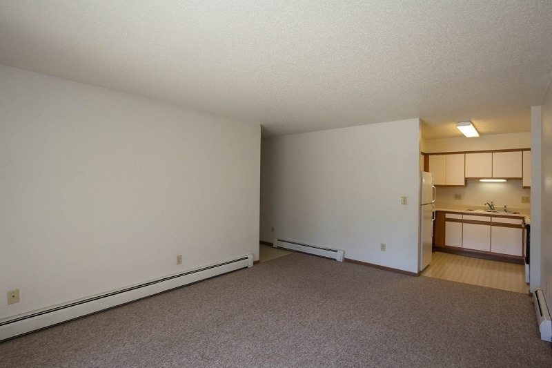 Building Photo - 413 N Dubuque St