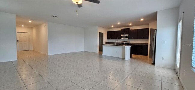 Building Photo - 9910 Spanish Lime Ct