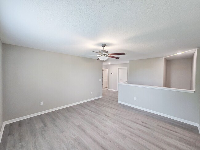 Building Photo - 10520 Strawberry Tetra Dr