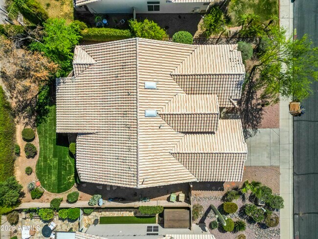 Building Photo - 6920 W Via Montoya Dr