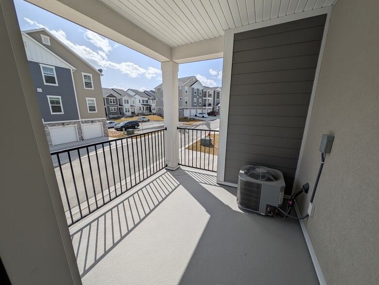Building Photo - 3993 W Big Horn Dr