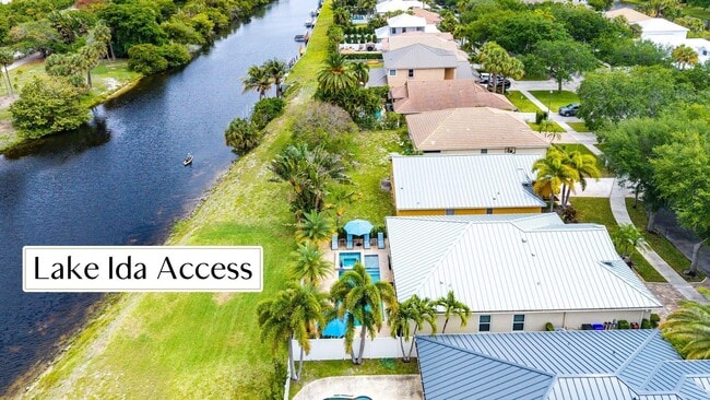 Building Photo - 494 Enfield Ct