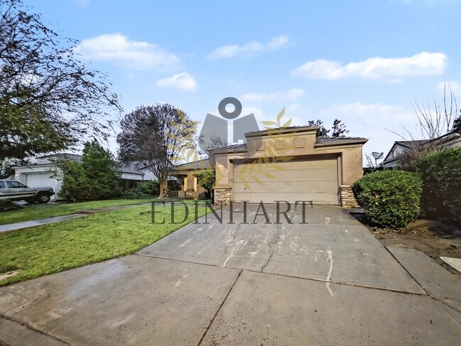 Building Photo - 2282 E Decatur Ave