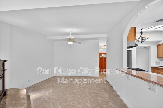Building Photo - 2363 Judson St