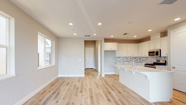 Building Photo - Brand New Construction! Single Family Resi...
