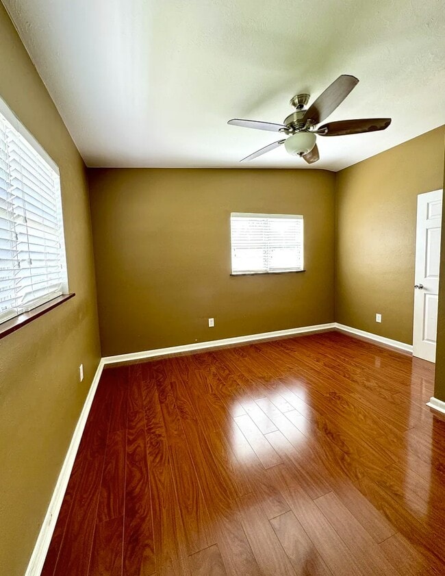 Building Photo - 1515 Sawyerwood Ave