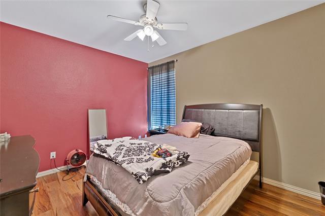 Building Photo - 4937 Bellflower Way