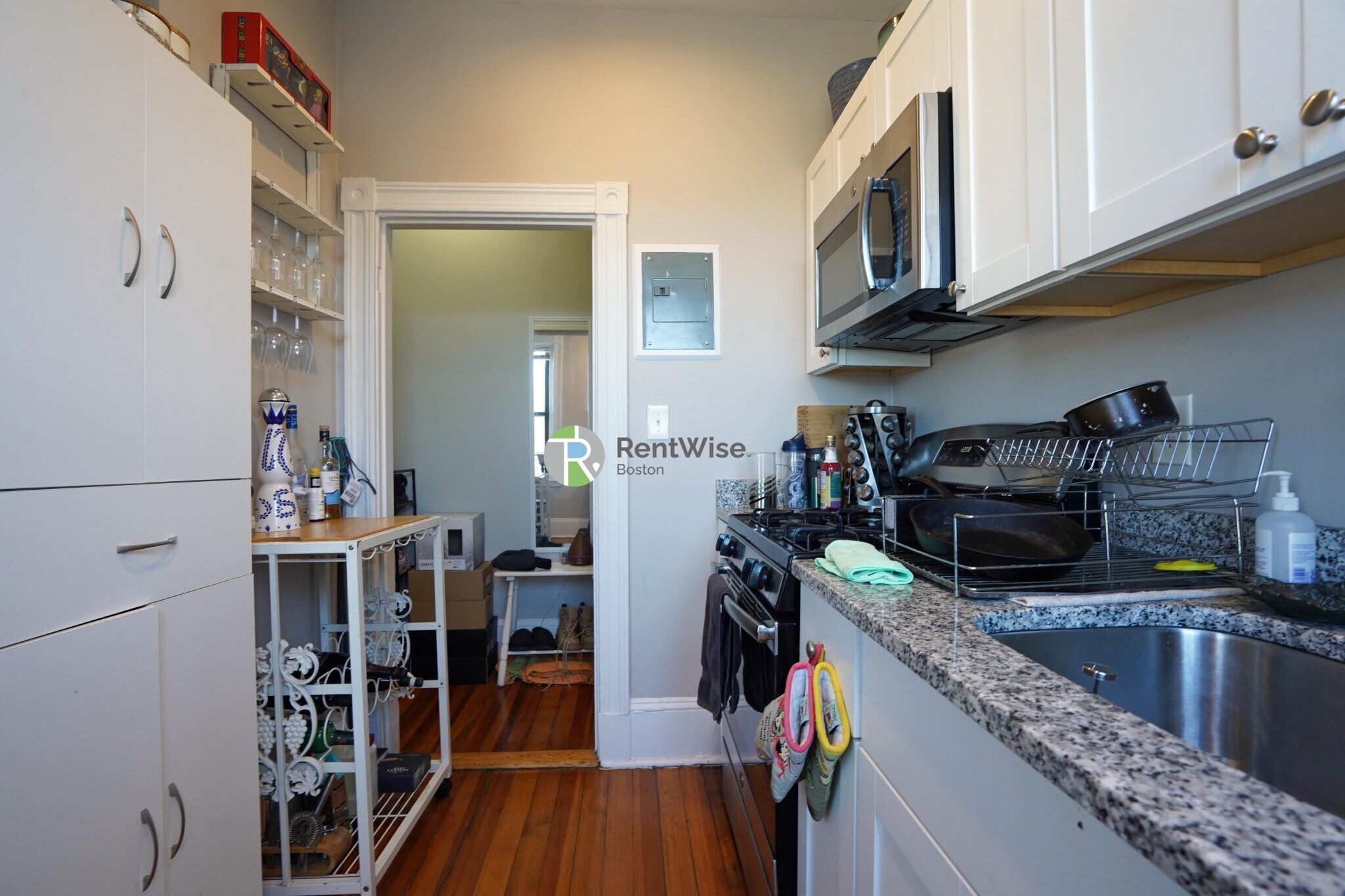 Building Photo - 56 Gardner St