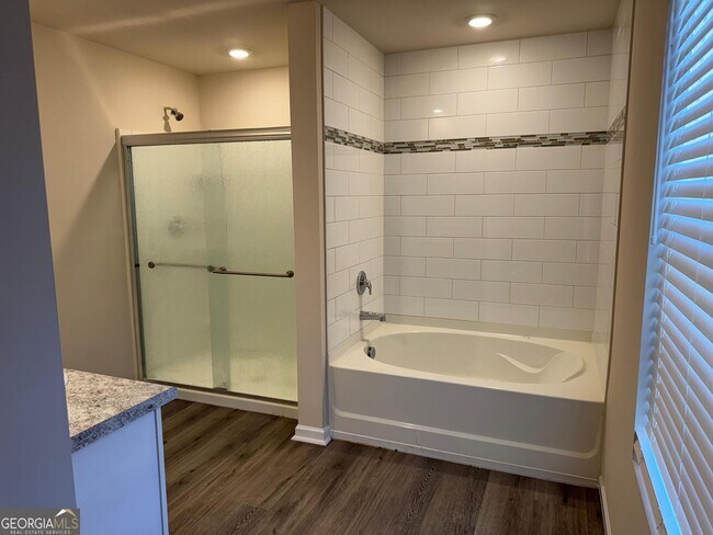 Building Photo - 97 Brode Ln