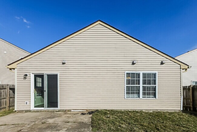 Building Photo - 4312 Village Trace Dr