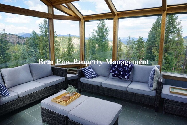Building Photo - SHORT TERM, FULLY FURNISHED home in Evergr...
