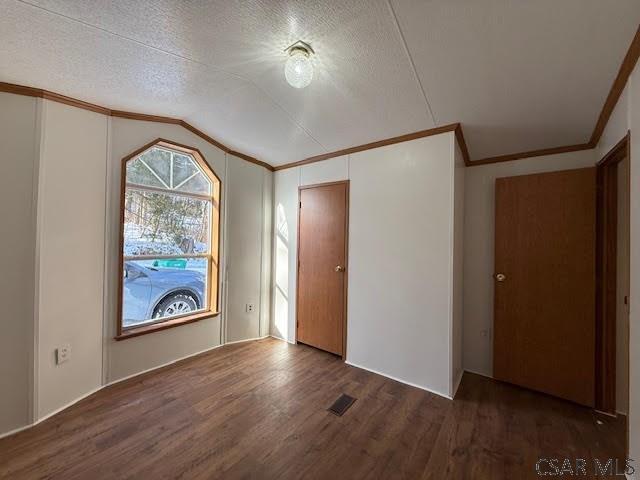 Building Photo - 321 Cord St