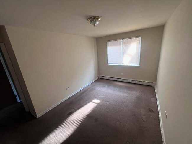 Building Photo - 3133 48th Ct