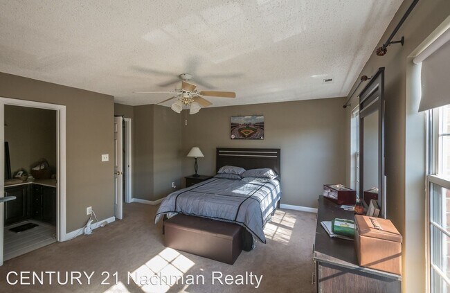Building Photo - 3 br, 2.5 bath House - 529 Kristy Court
