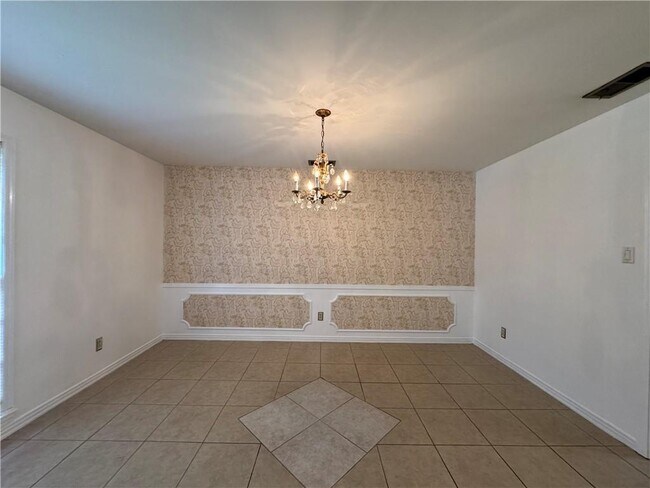 Building Photo - 1054 Gallen Ct
