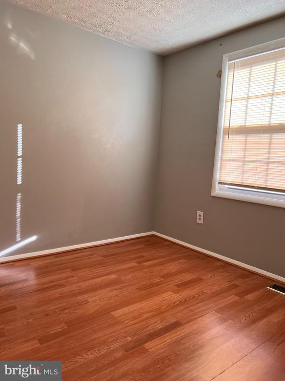 Building Photo - 8104 Willowdale Ct