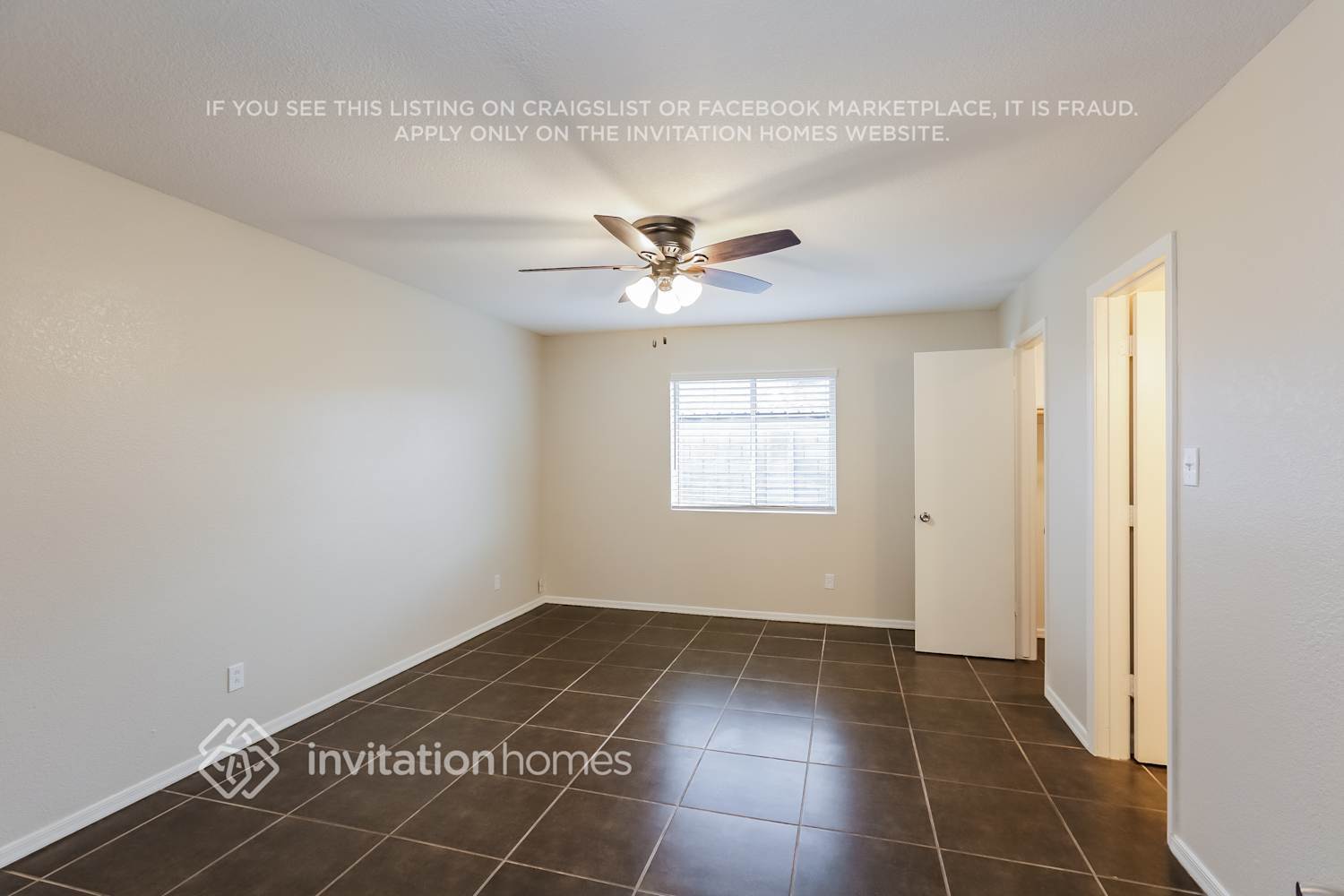 Building Photo - 6037 N 71st Ln