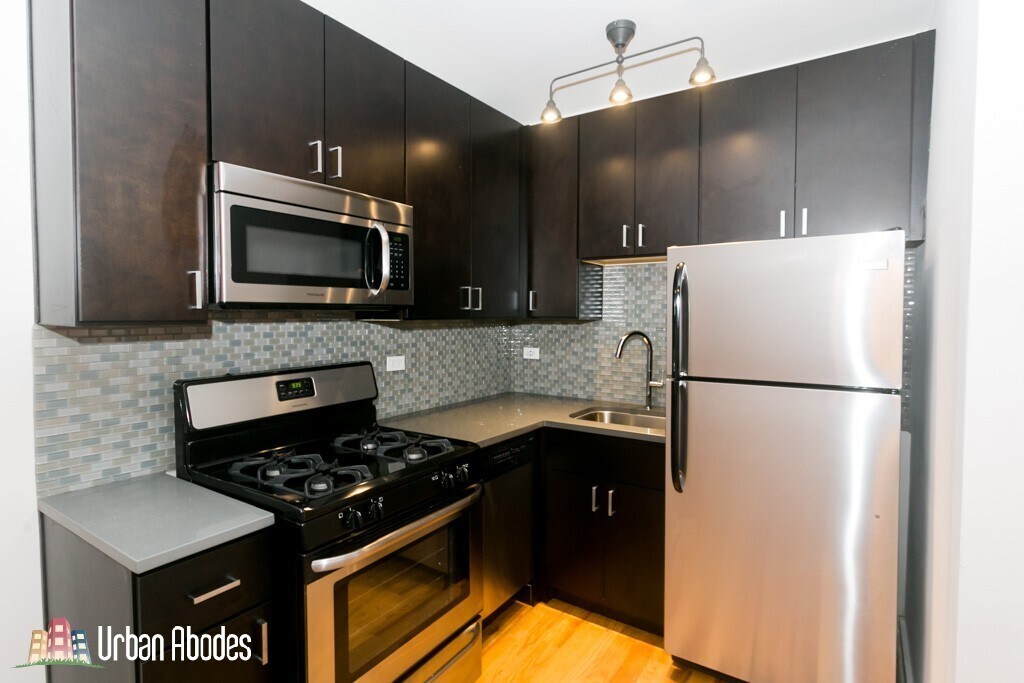 Building Photo - 2410 S Kedzie Ave