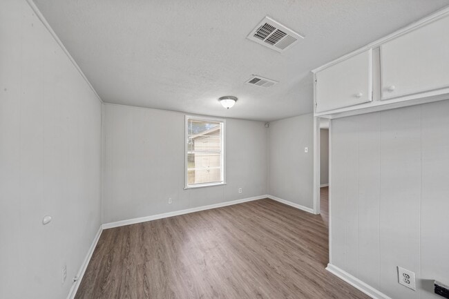 Building Photo - 1706 California St