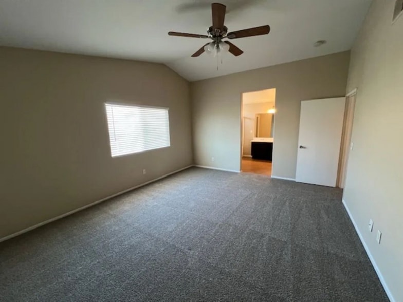 Building Photo - 2024 W Sago Palm Rd
