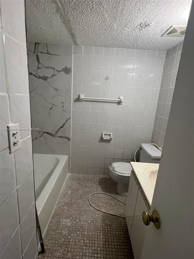 Building Photo - 15022 SW 80th Terrace