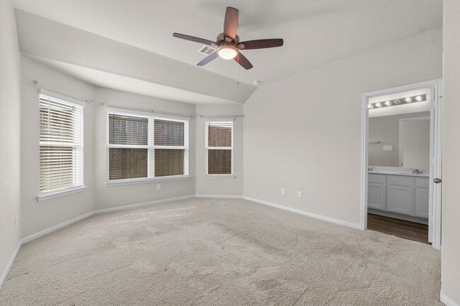 Building Photo - 14091 Chinook Dr