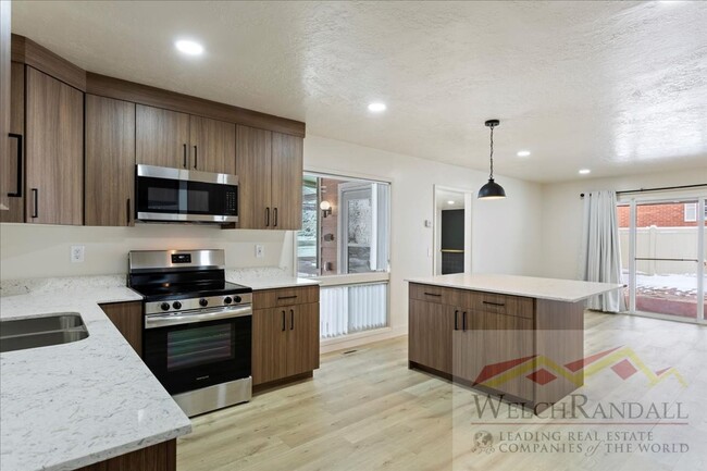 Building Photo - Recently Remodeled 3 bed 2 Bath Home in Ogden