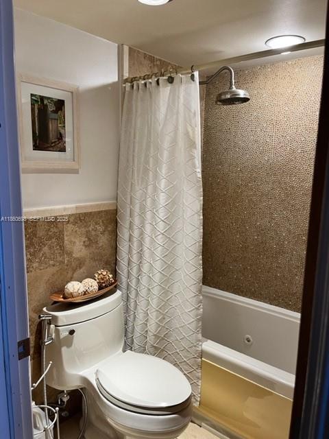 Building Photo - 6767 Collins Ave