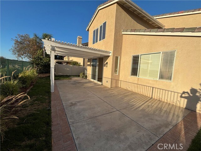 Building Photo - 33 Grassy Knoll Ln
