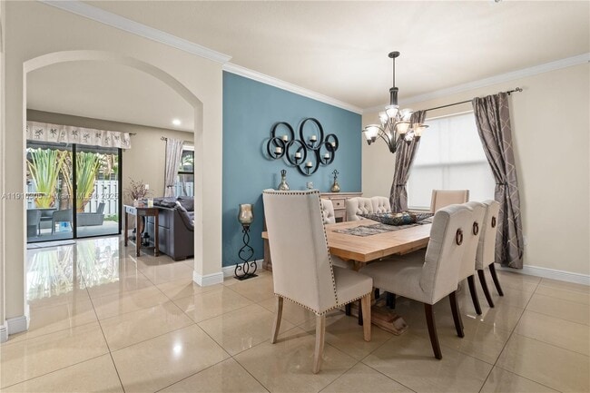 Building Photo - 8825 NW 100th Pl