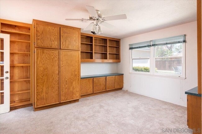 Building Photo - 4516 Van Dyke Ave