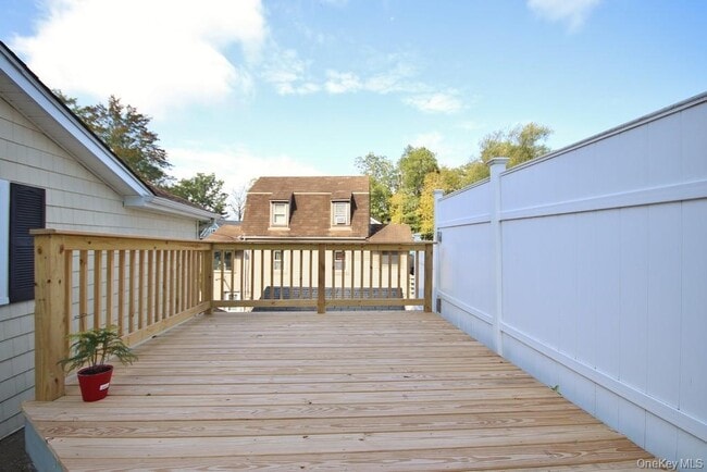 Building Photo - 78 Dunderberg Rd