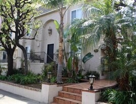 Building Photo - 1325 Wellesley Ave