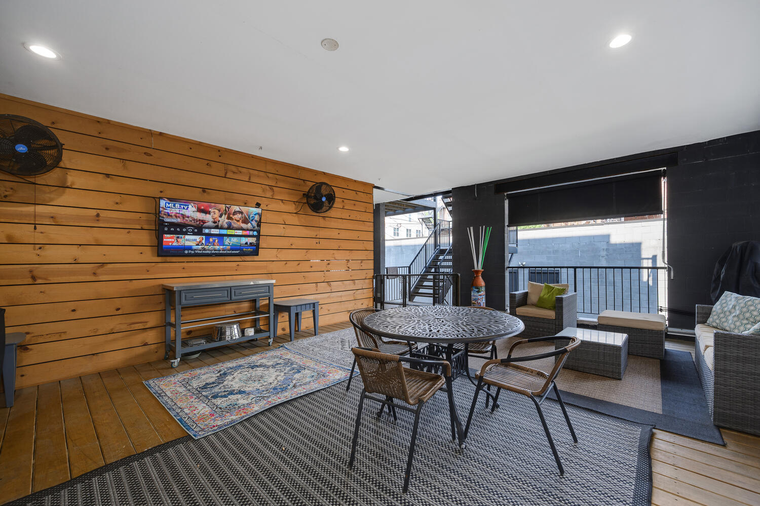 Building Photo - 1629 S Miller St