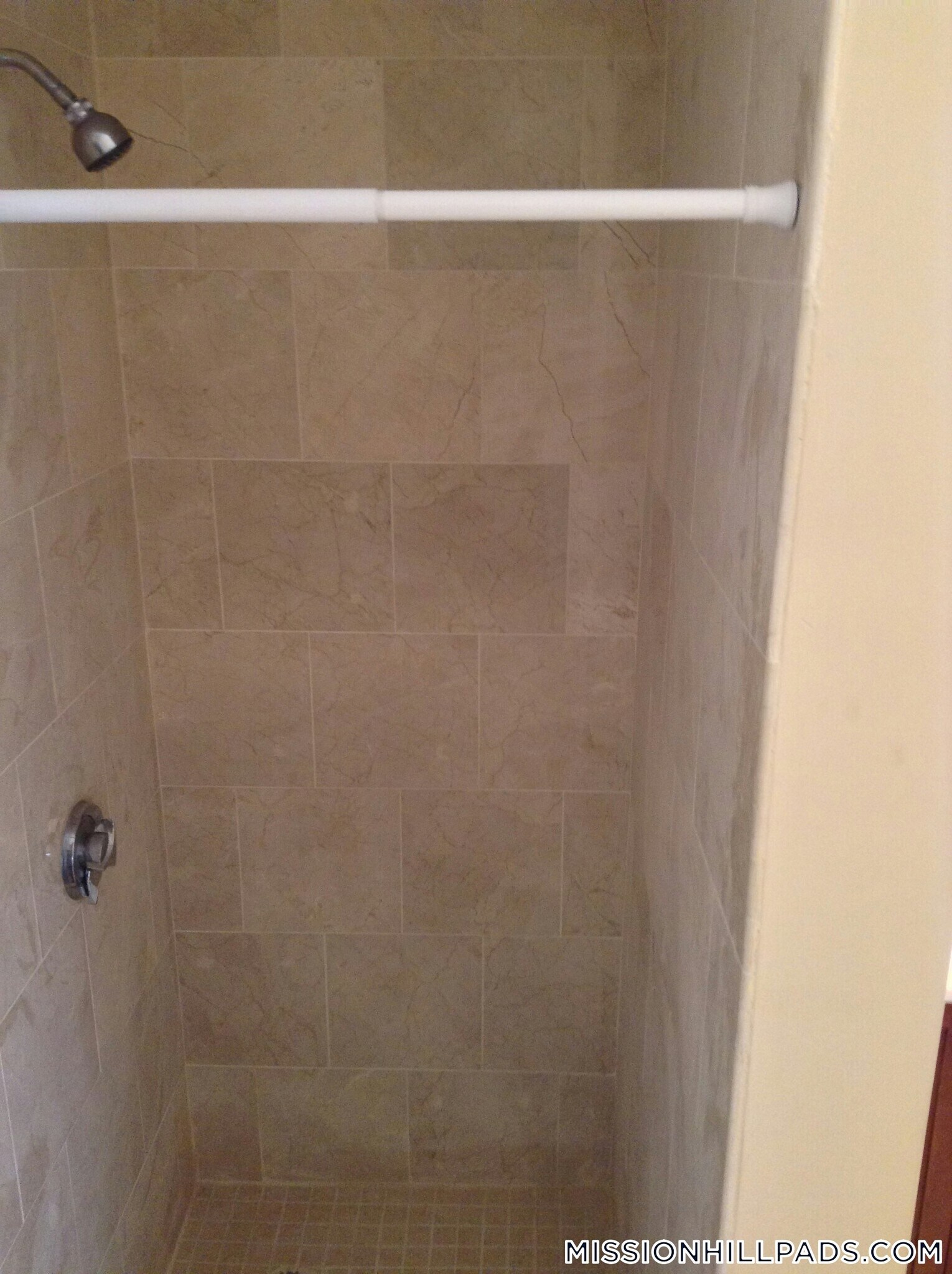 Building Photo - 2975 Washington St