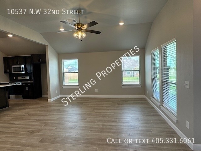 Building Photo - 10537 NW 32nd St