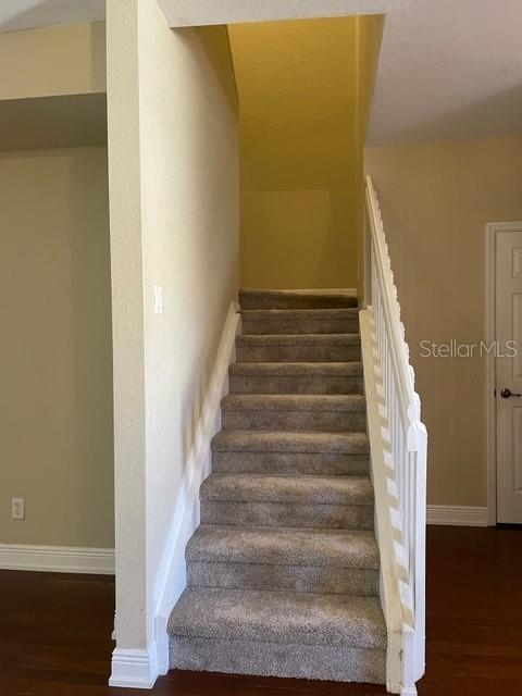 Building Photo - 17563 Cherry Ridge Ln