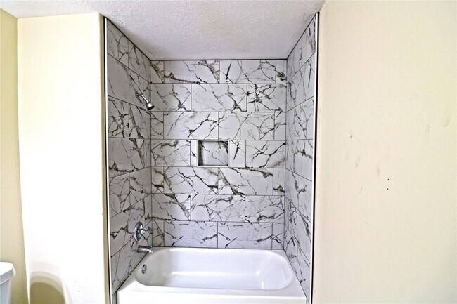Building Photo - 4727 Ivy Meadow Ln
