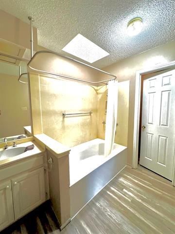 Building Photo - 1209 Meadow Ridge Dr