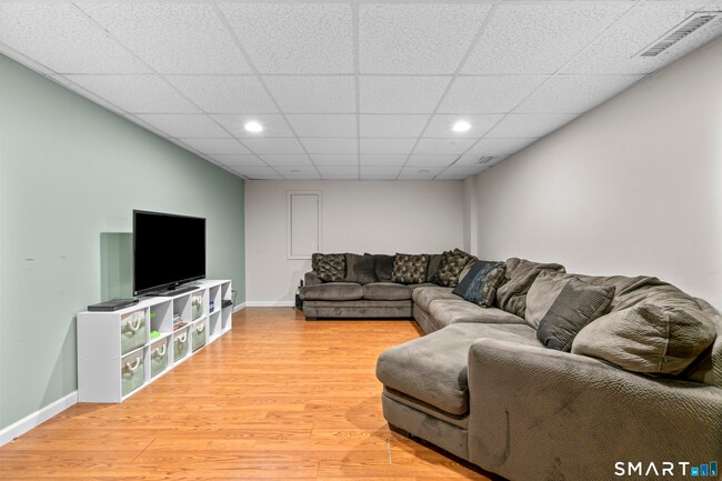 Building Photo - 91 Benz St