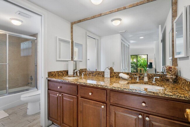 Building Photo - 11863 Wimbledon Cir