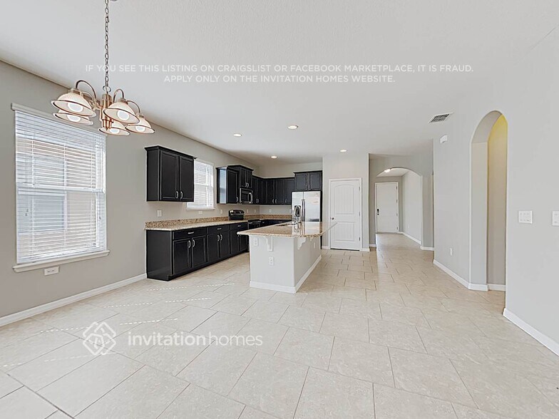 Building Photo - 2080 Beacon Landing Cir