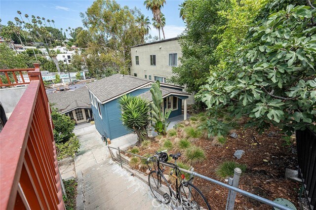 Building Photo - 3322 Hamilton Way