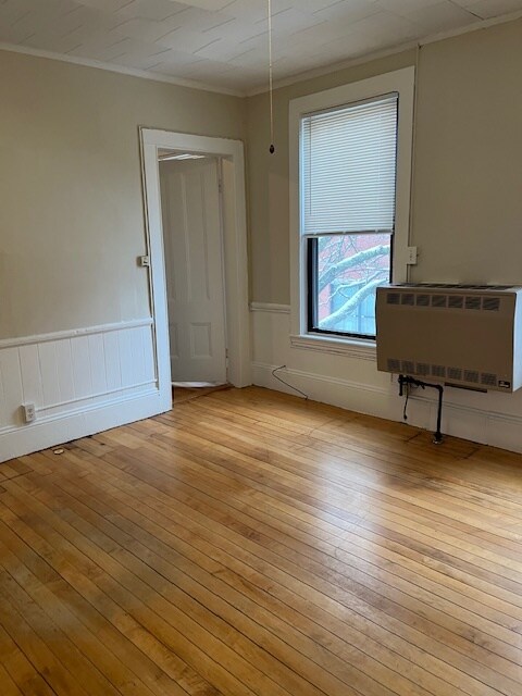 Building Photo - 760 Congress St