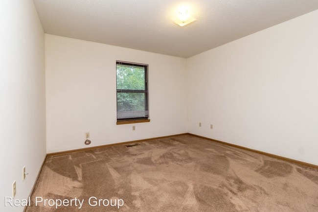 Building Photo - 1604-1606-1606 Handley Pl